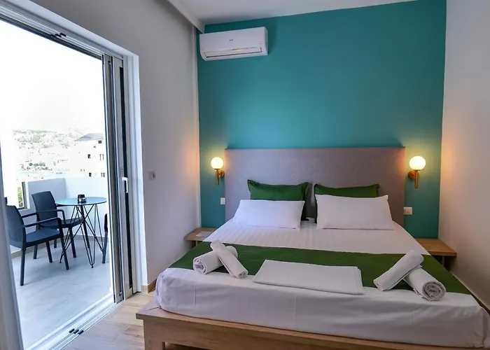 Sarandaview Apartment *