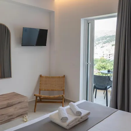 Sarandaview Apartment *
