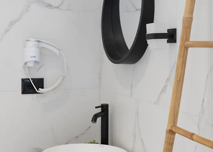 Sarandaview Apartman *