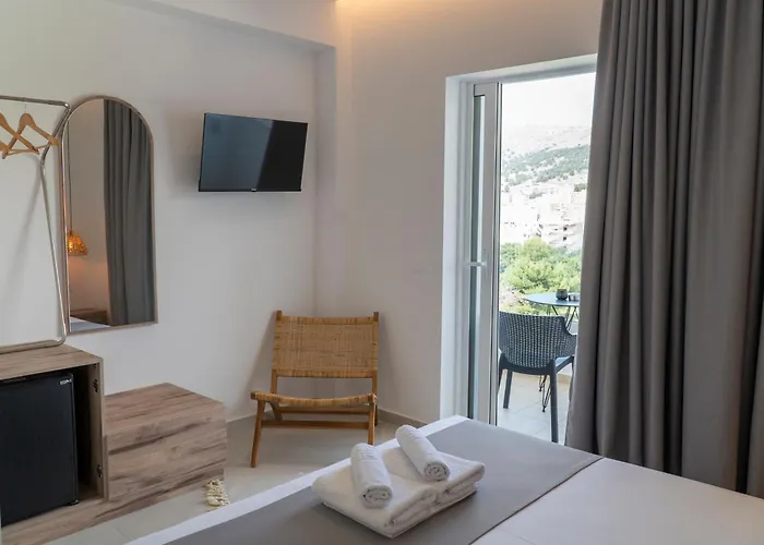 Sarandaview Apartman *